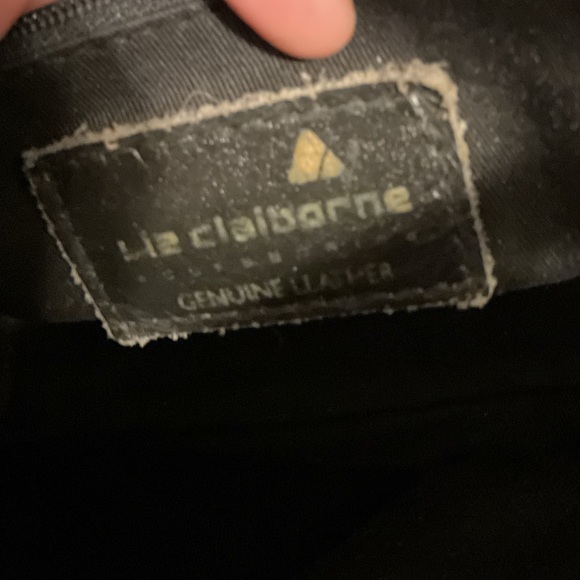 Liz Claiborne leather crossbody - Picture 5 of 8